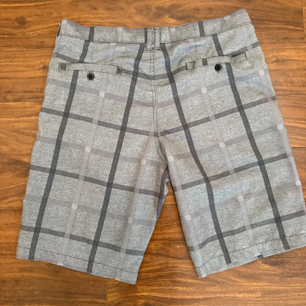 Retrofit plaid board